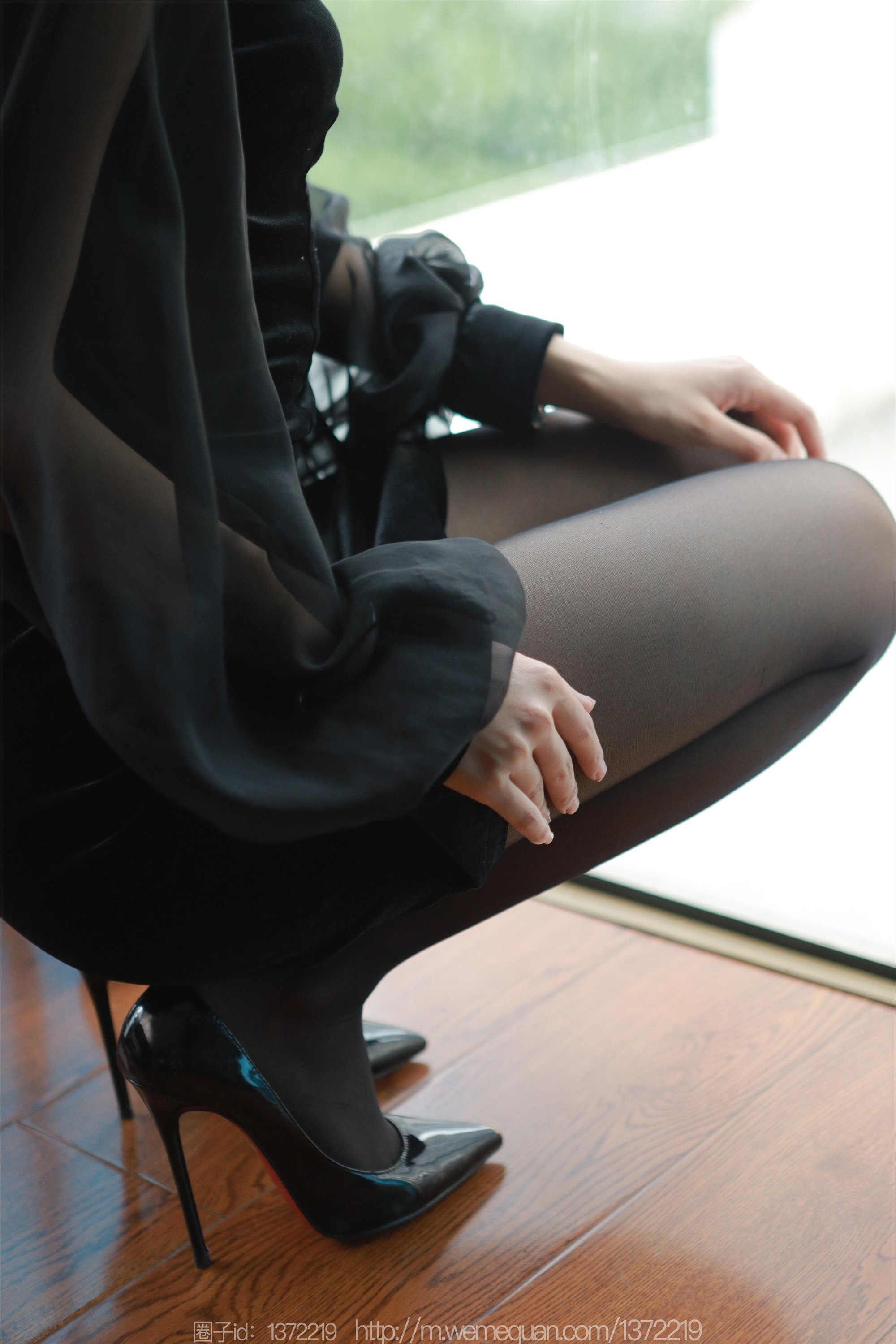 IESS异思趣向  2023.05.05 丝享家 1442 婉萍《黑色蔷薇》